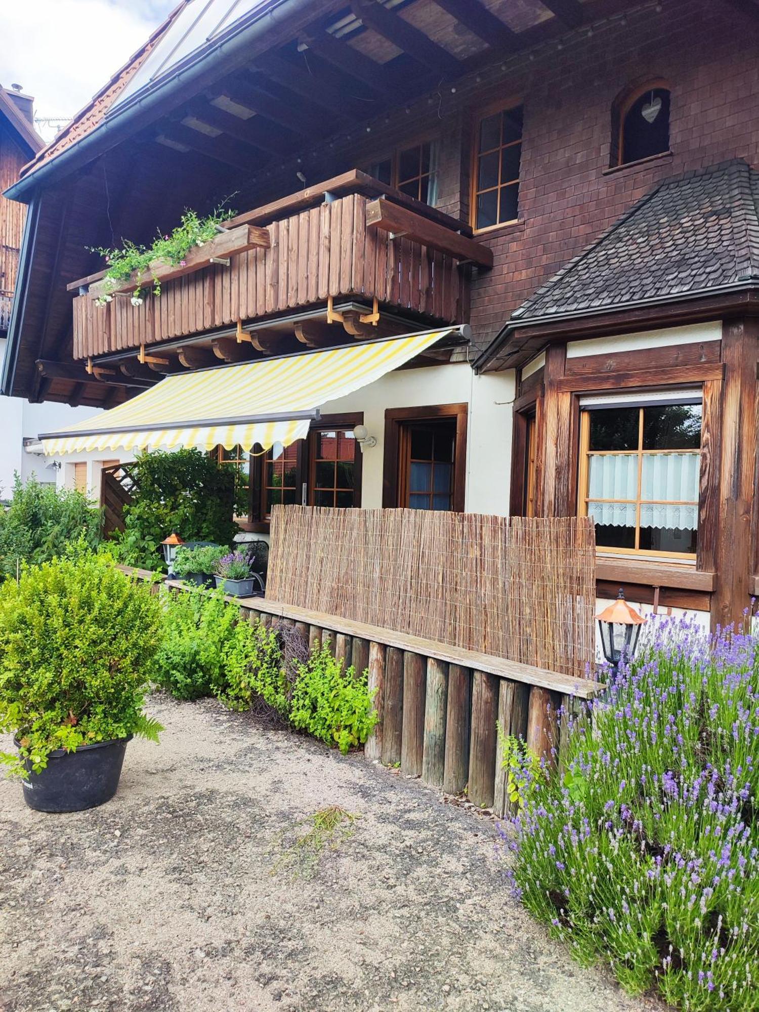 Ferienwohnung Hasenfratz レーッフィンゲン エクステリア 写真